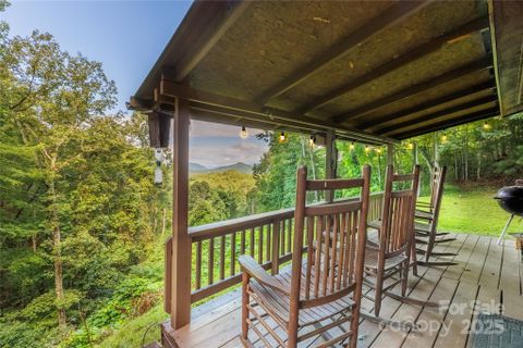 310 Moonlight Drive sold home in Deer Ridge, Bryson City, NC