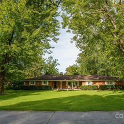 335 Lake Circle Drive