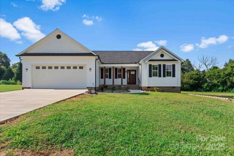 113 Cheval Trail