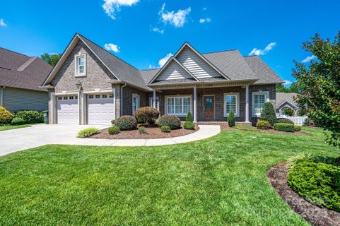 1749 30th Avenue Court sold home in Lawsons Creek, Hickory, NC
