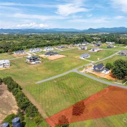 202 Soapstone Trail