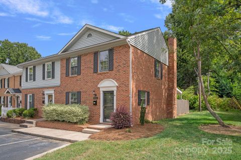8414 Knights Bridge Road sold home in Sharon South, Charlotte, NC