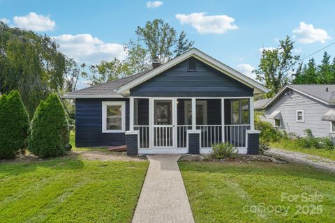 616 Ray Avenue sold home in Edgewood, Hendersonville, NC