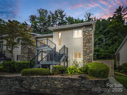 620 Britton Creek Drive sold home in Britton Creek, Hendersonville, NC