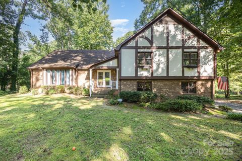 330 Camelot Drive