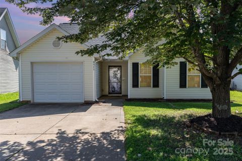 8045 Mcgarry Trail sold home in Hathaway Hills, Charlotte, NC