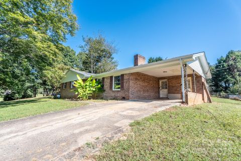 194 Hillsboro Road