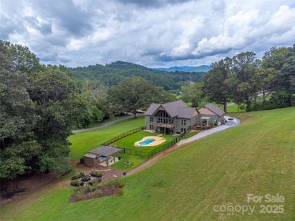 1180 Porter Creek Drive sold home in Porter Creek, Franklin, NC