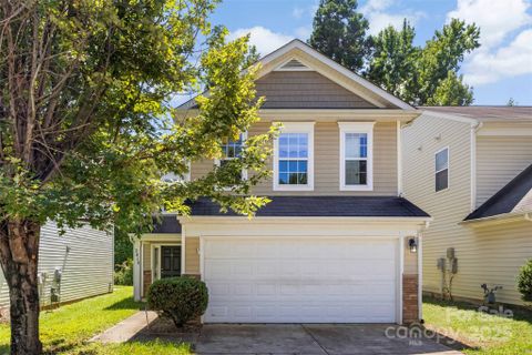 2415 Cairns Mill Court sold home in Belmar Place, Charlotte, NC