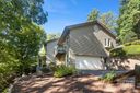 2240 E Cumming Woods Lane sold home in Hendersonville, SC