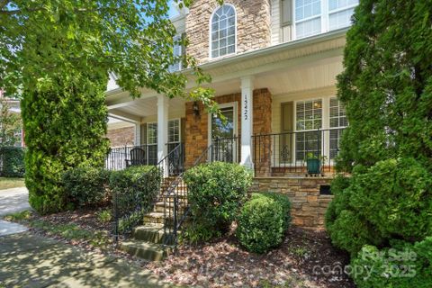 15422 Troubadour Lane