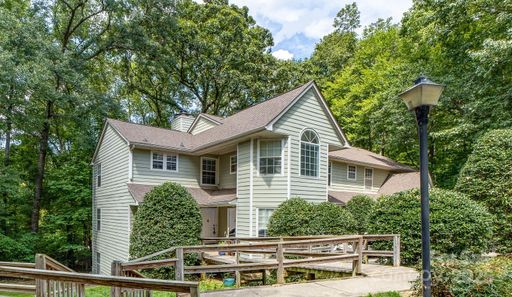 6501 Clavell Lane sold home in Bennington Woods, Charlotte, NC