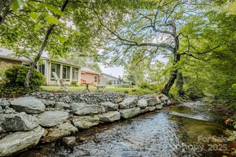 33 Resada Drive sold home in Deer Track, Brevard, NC