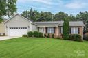 1376 Farmington Hills Drive sold home in Conover, SC