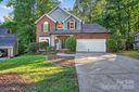 9238 Heritage Woods Place sold home in Charlotte, SC