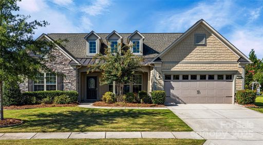 2209 Turnberry Court