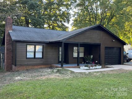 2835 Royal Ridge Lane