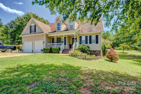 2201 Pinnacle View Drive sold home in Pinnacles At Unity Grove, Kings Mountain, NC