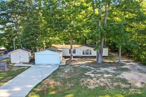 13768 Saint Thomas Drive sold home in Island Creek, Stanfield, NC