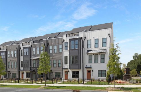 3664 S Tryon Street sold home in Chambray At Loso, Charlotte, NC