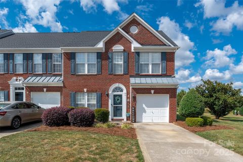 4030 Holly Villa Circle