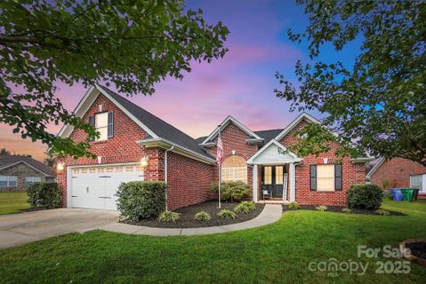 12639 Hill Pine Road sold home in Bethel Glen, Midland, NC