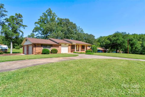 1701 Cedar Creek Road sold home in Winter Park, Shelby, NC