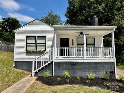 412 E Walnut Avenue sold home in Elmwood, Gastonia, NC