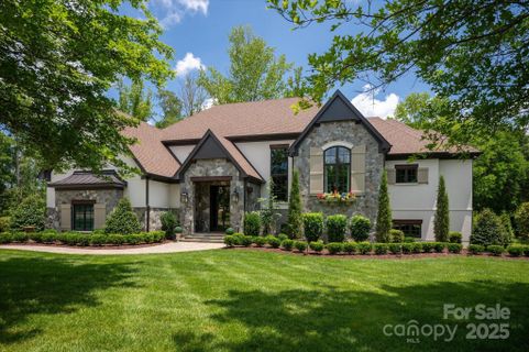 321 Skyecroft Way