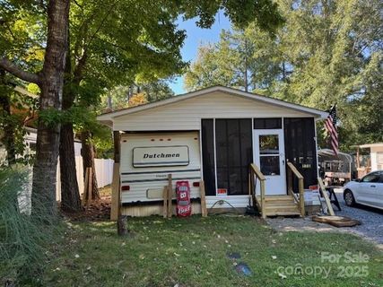 175 Roberts Ridge Road active home in Twin Harbor, Mount Gilead, NC