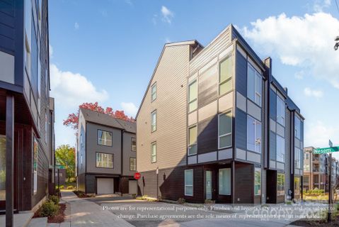 423 Devender Lane pending home in Verbena Townhomes, Charlotte, NC