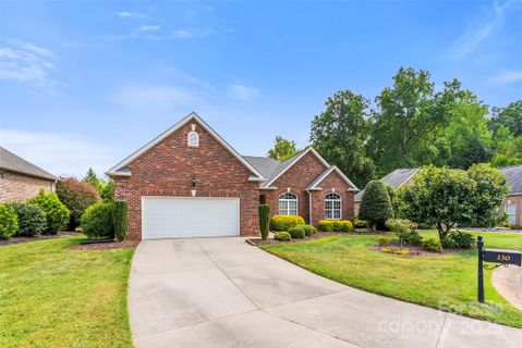 130 Hazeltine Court sold home in The Crescent, Salisbury, NC