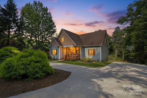 2089 Swiss Pine Lake Drive sold home in Cold Springs, Spruce Pine, NC