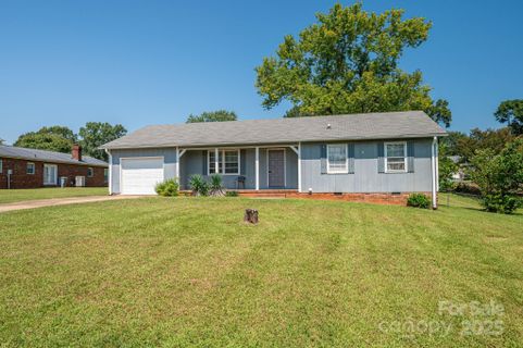 5706 Claridge Drive sold home in Homestead, Hickory, NC