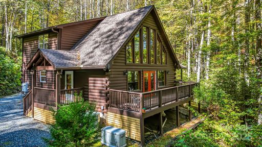 245 Bear Paw Ridge sold home in High Top Mountain, Whittier, NC