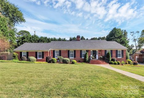3816 Table Rock Road sold home in Mountainbrook, Charlotte, NC