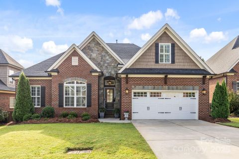 4005 Saint Andrews Court sold home in Old Course, Cramerton, NC