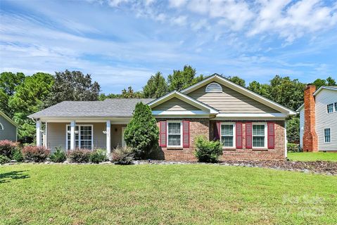 10101 White Cascade Drive sold home in Winchester, Charlotte, NC