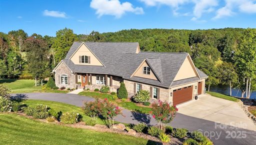 42 Earl Court sold home in Icard Estates, Hickory, NC