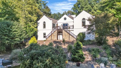 214 Ridgeway Drive