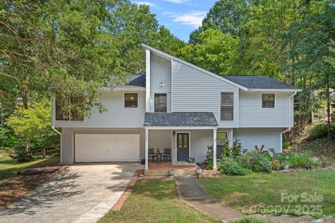 726 Charter Place