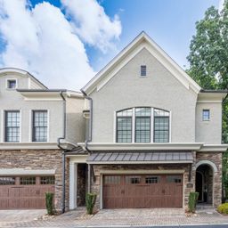 5041 Vernet Lane
