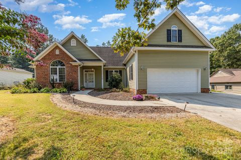 124 E Chinaberry Court sold home in South Arbor, Mocksville, NC