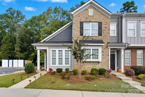 1034 Beatty Woods Drive sold home in Beatty Woods, Belmont, NC