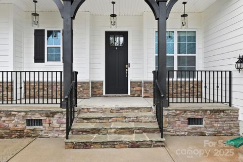 425 Cassia Court sold home in The Manors At Lake Ridge, Tega Cay, SC