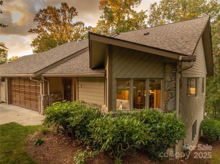 1302 Timber Trail sold home in The Timbers, Asheville, NC
