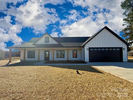 1568 Pleasant Grove Church Road sold home in Pleasant Acres, Crouse, NC