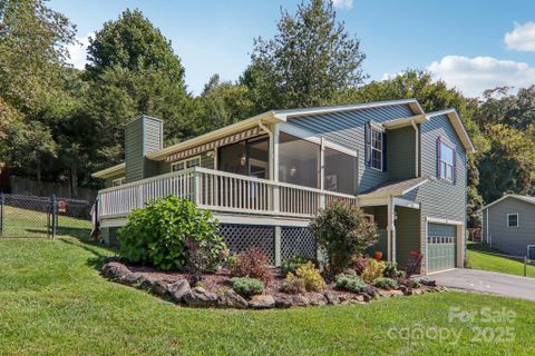 126 Pasco Loop sold home in Fox Run Meadows, Waynesville, NC