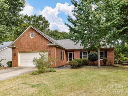 2126 Crosstrail Ridge sold home in Hidden Forest, Rock Hill, SC