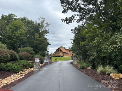 168 Robinwood Trail